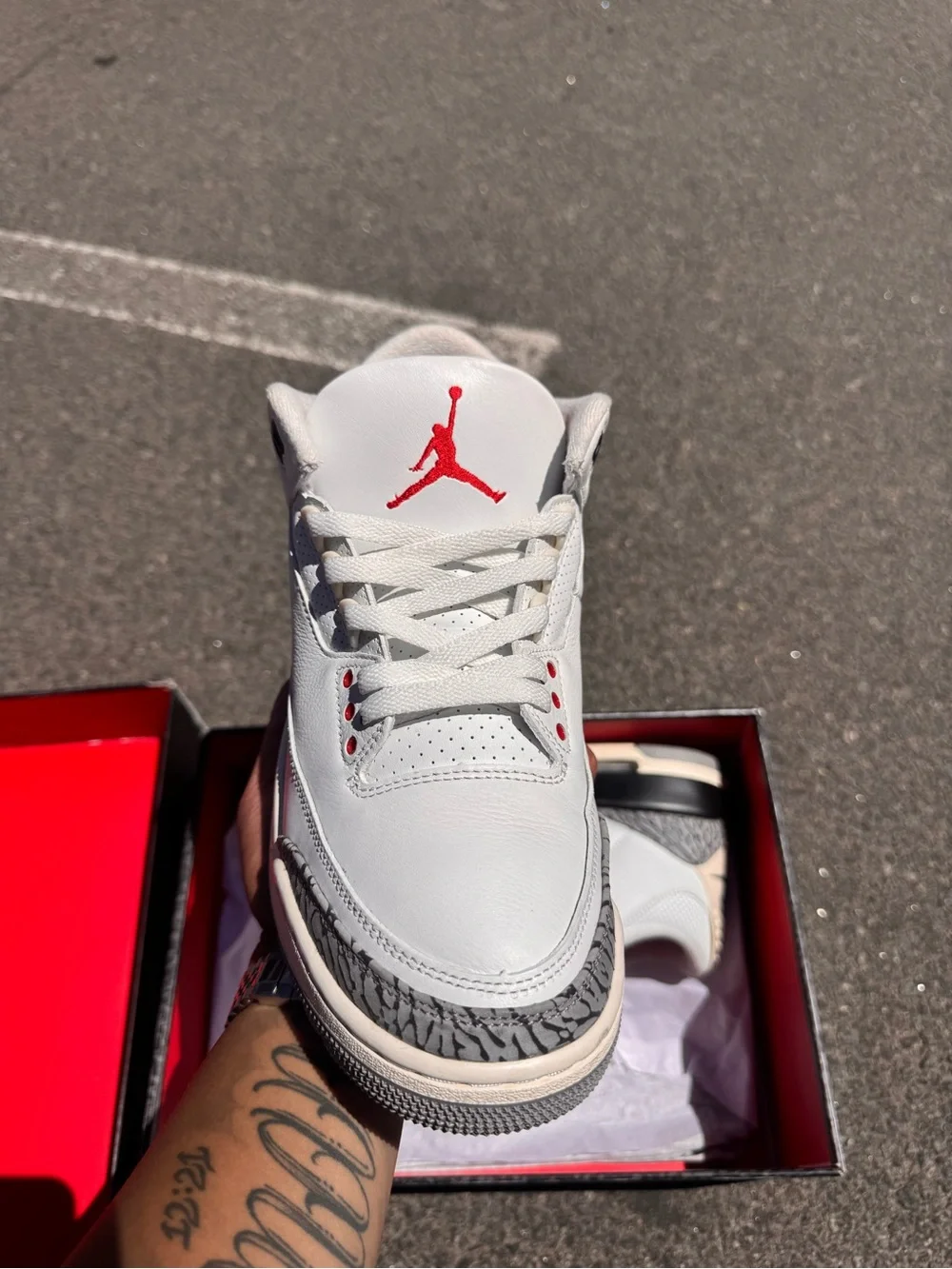 Jordan Men’s White/Black/Grey Retro 3 Sneakers